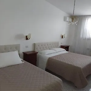 Speedy Guest - Vicino Aeroporto E Fiera Homestay